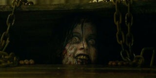 ‘Evil Dead’ Review: Great Grey Gobs of Greasy, Grimy Ghoulish Guts