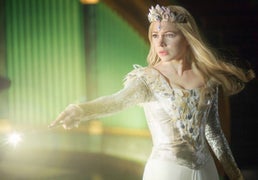 ‘Oz the Great and Powerful’ Review: Sam Raimi Manages to Fill Some Mighty Big Ruby Slippers