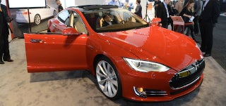 N.Y. Times Public Editor: Reporter Used Poor Judgment in Tesla Review