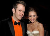 Miley Cyrus Nude Pussy - Perez Hilton Tweets Another Full Frontal Miley Cyrus Photo